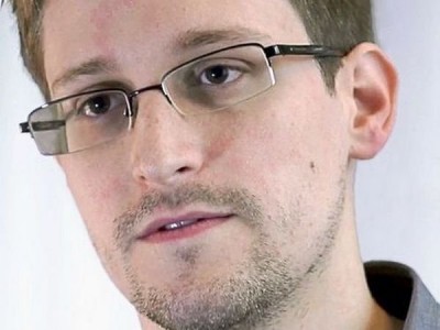 Сноуден просит амнистии у Обамы