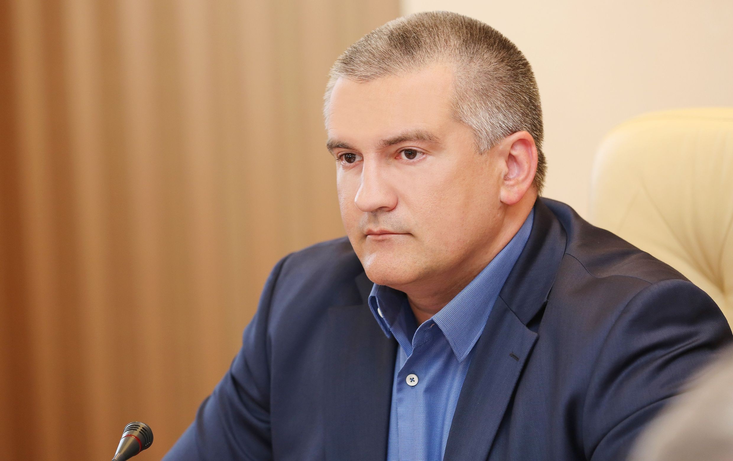 Аксенов отправил в отставку мэра и главу горсовета Феодосии