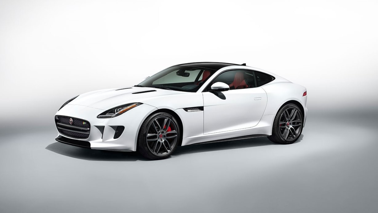 Jaguar назвал рублёвые цены серийного F Type SVR