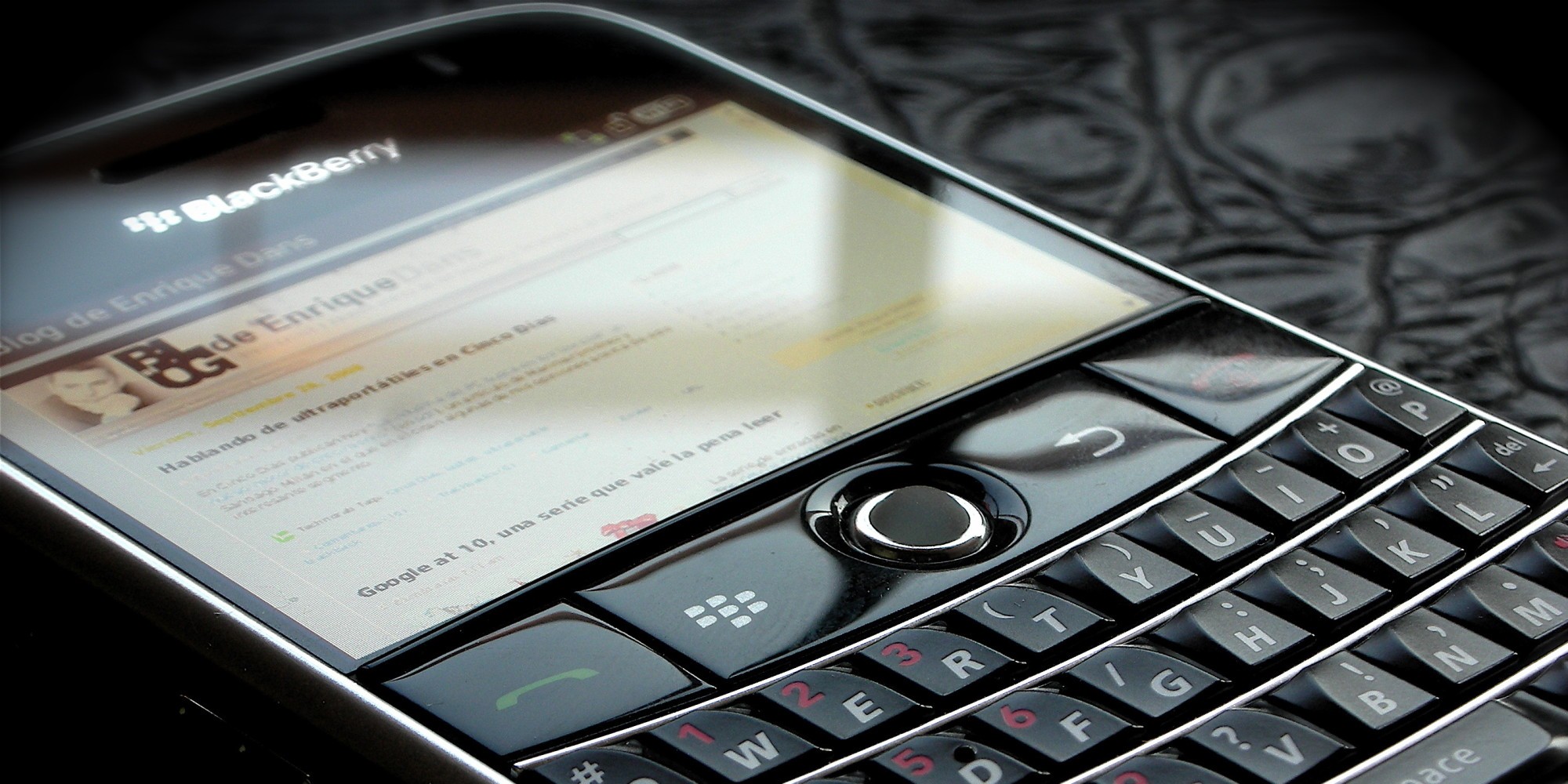 Компания Black Berry выпустит еще один смартфон с фирменной клавиатурой