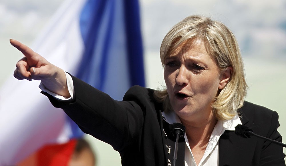 Марин Ле Пен Причастные к терроризму должны лишаться гражданства Франции