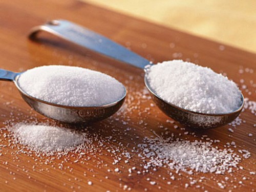 Ученые рассказали, что вредит здоровью больше: соль либо сахар