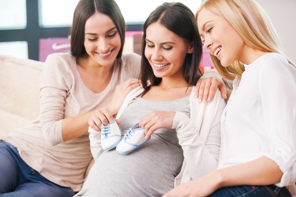 Женщине необходимы друзья для благополучного зачатия и беременности – Ученые