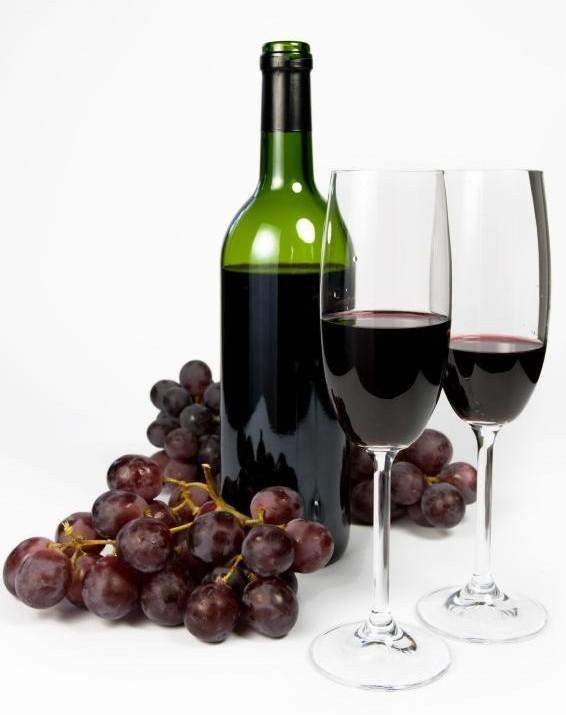 Вещество в красном вине благоприятно влияет на мозг