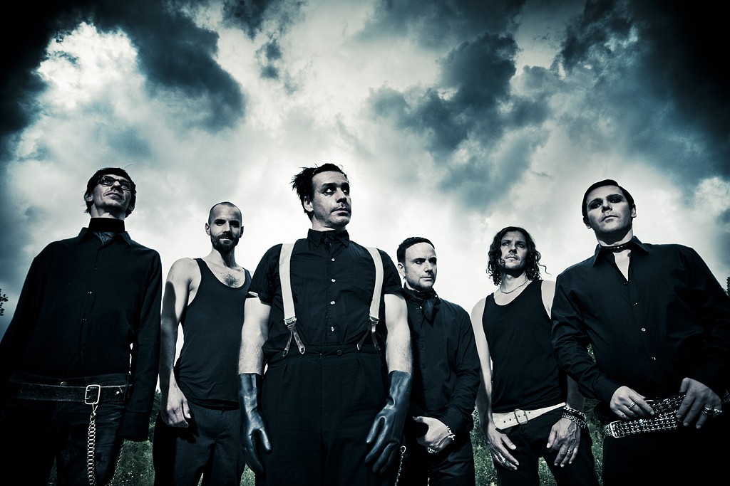 Группа Rammstein обнародовала кавер на свою песню в исполнении русского ансамбля