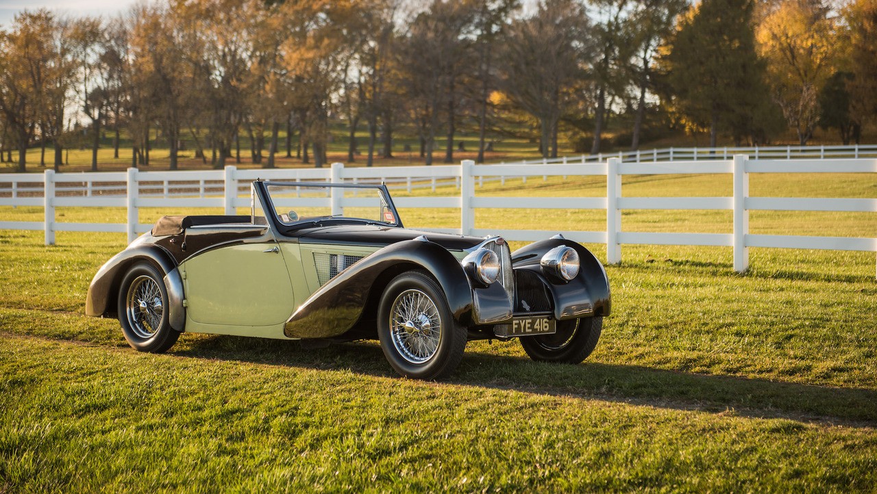 В США автомобиль Bugatti Type 57S 1937 года продали за 7,7 млн долларов