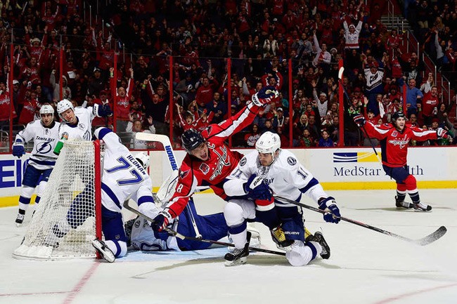 Хоккеист Кучеров забил собственный 100-й гол в НХЛ