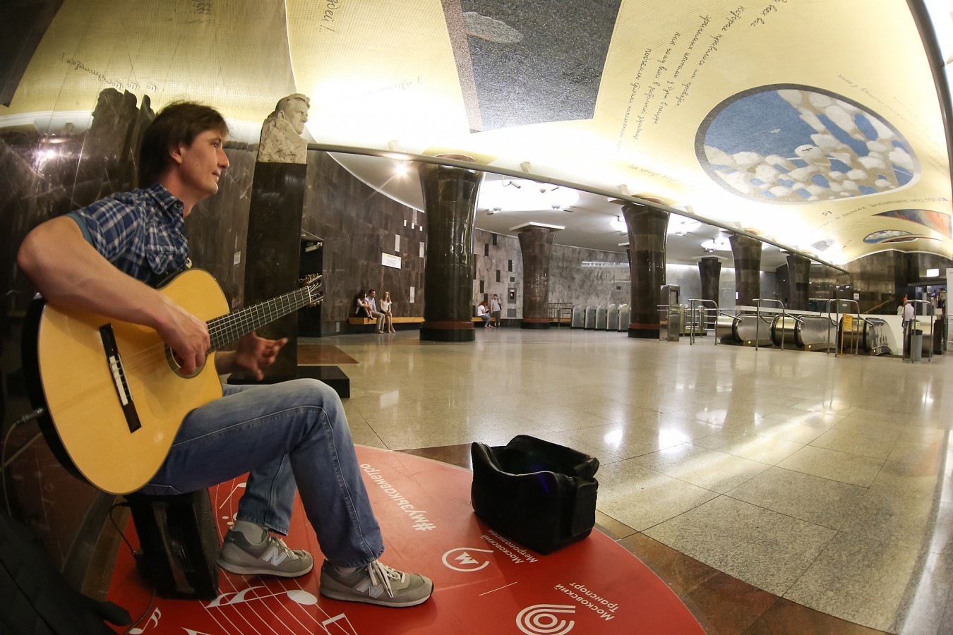 В центре Москвы стартовал новый этап Музыки в метро