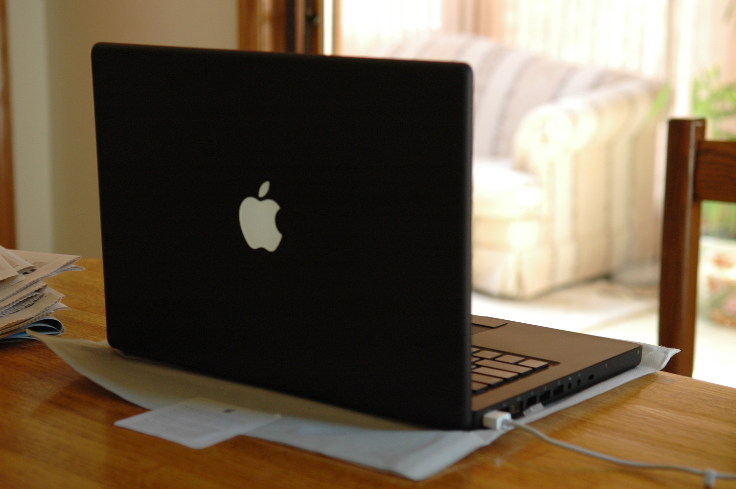 LaptopMag: Apple опустилась на пятое место в рейтинге производителей ноутбуков