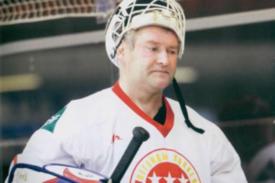Олимпийский чемпион по хоккею Мыльников скончался в 58 лет