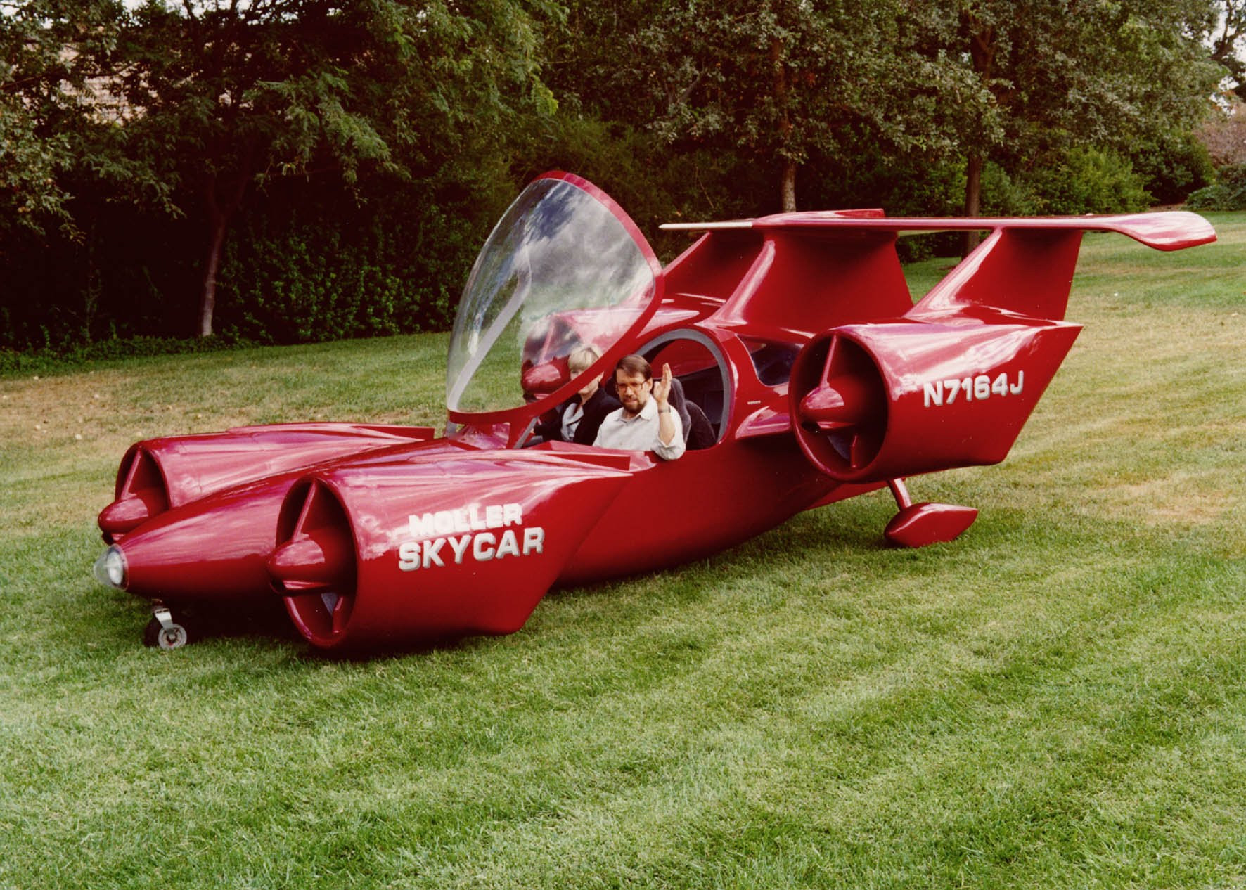 Летающий автомобиль 1960-х годов выставлен на реализацию