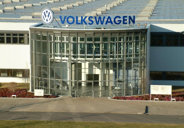 Французский филиал Volkswagen обвиняют в подделке данных продаж