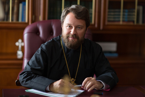 Руководство РПЦ призвало священнослужителей не использовать дорогой транспорт