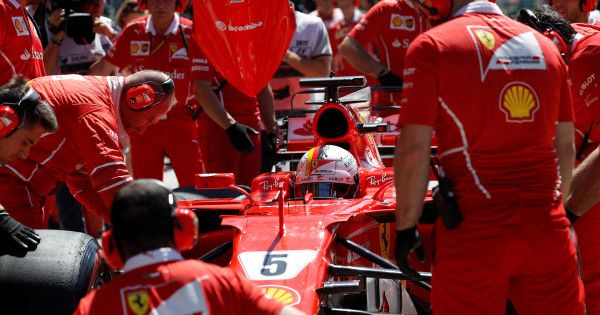 Пилот Ferrari Феттель стал победителем Гран-при Венгрии