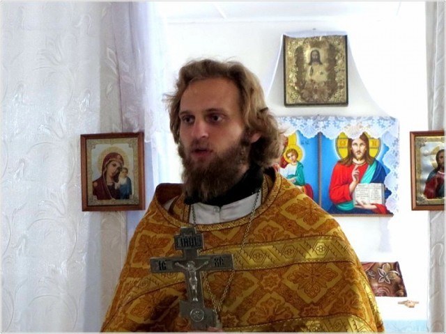 Священнику из «Дома-2» угрожают за панихиду в бесланской школе