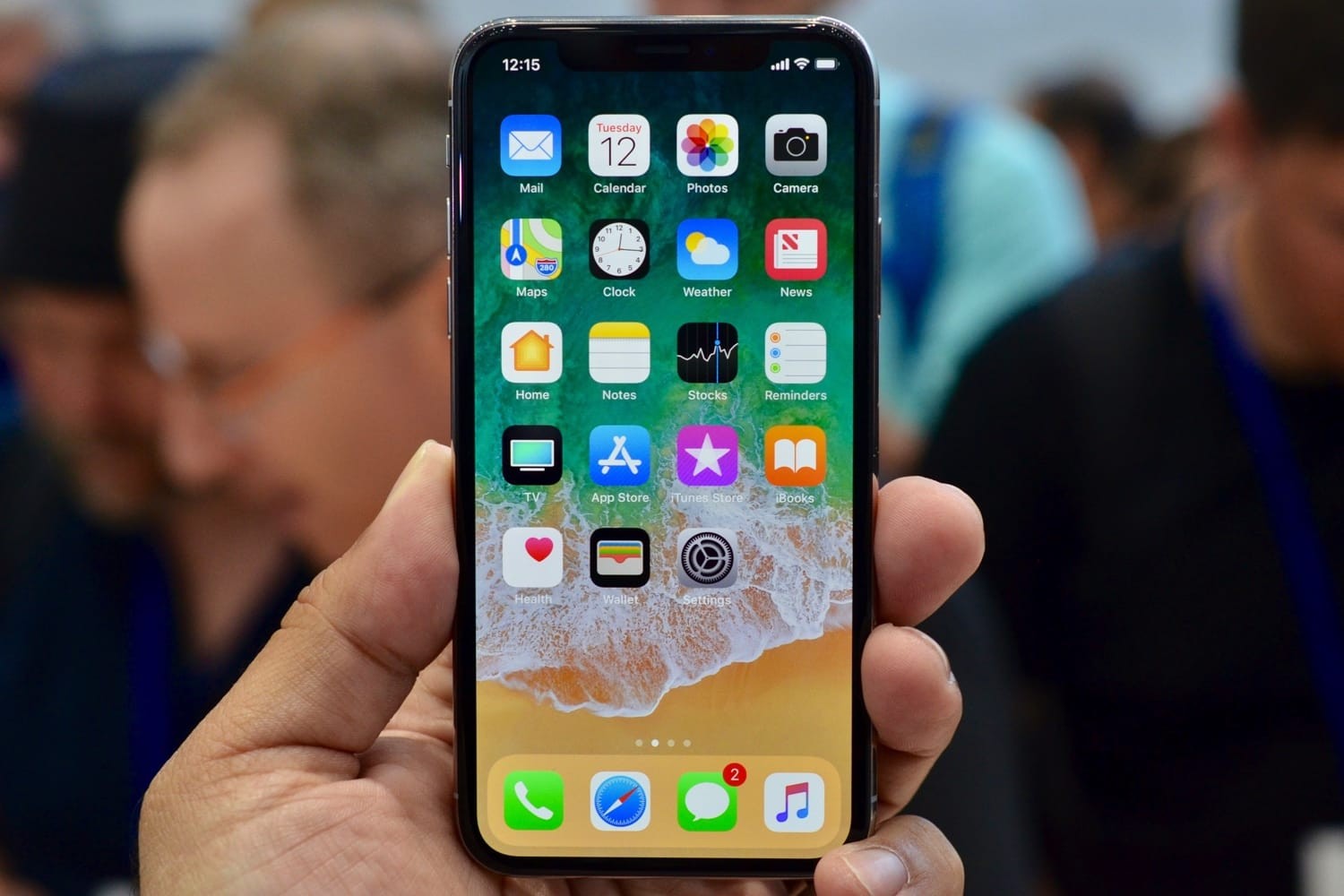 Продажи новых iPhone в РФ поставили рекорд