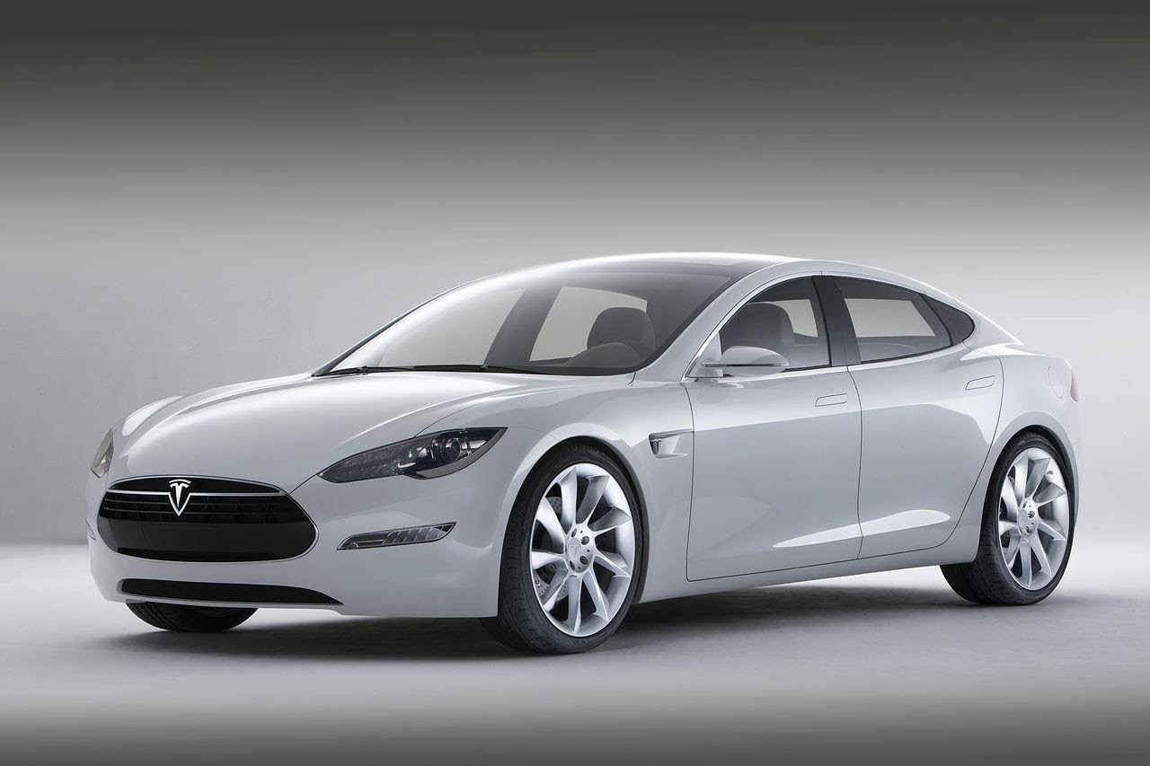 В 2017 году компания Tesla продала более 100 тысяч автомобилей