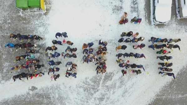 В честь дня студентов в РГГУ молодежь устроила флешмоб