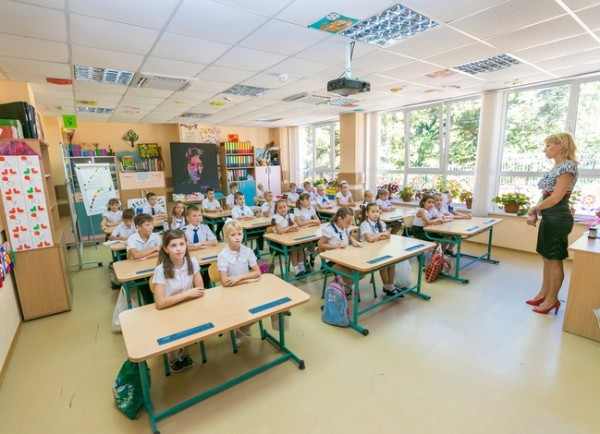 В Ивановской области учительница била школьников указкой