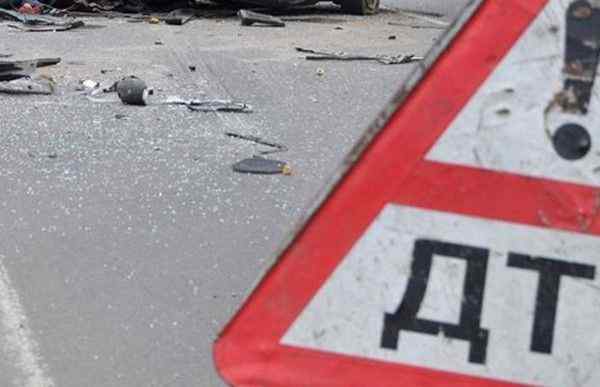В Югре водитель иномарки погиб в лобовом столкновении с грузовиком