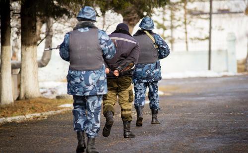 В Волгограде сотрудник ФСИН сдавал осужденных «в аренду»