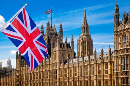 Парламент Британии предлагает перенести ЧМ-2018 на 2019 год в другую страну