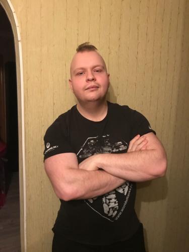 В Уфе погиб блогер Сергей Спиров, упав на бордюре