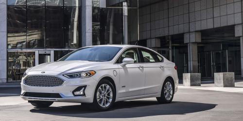 Седан Ford Fusion 2019 модельного года получит ряд обновлений
