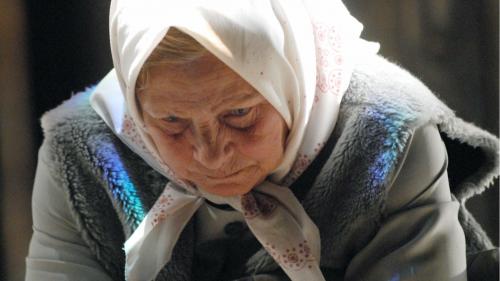 В Москве мигрантка приютила 88-летнюю бабушку, которую выгнали из дома