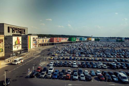 В Воронеже запретили парковку транспорта в центре города