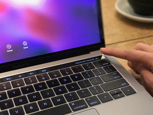 Владельцы MacBook Pro возмущены некачественной клавиатурой гаджета