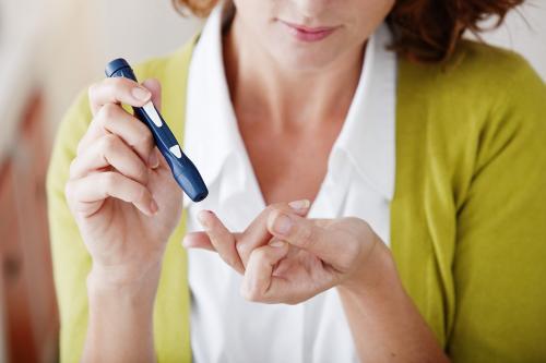 Учёные: СМС-рассылка помогает больным диабетом людям