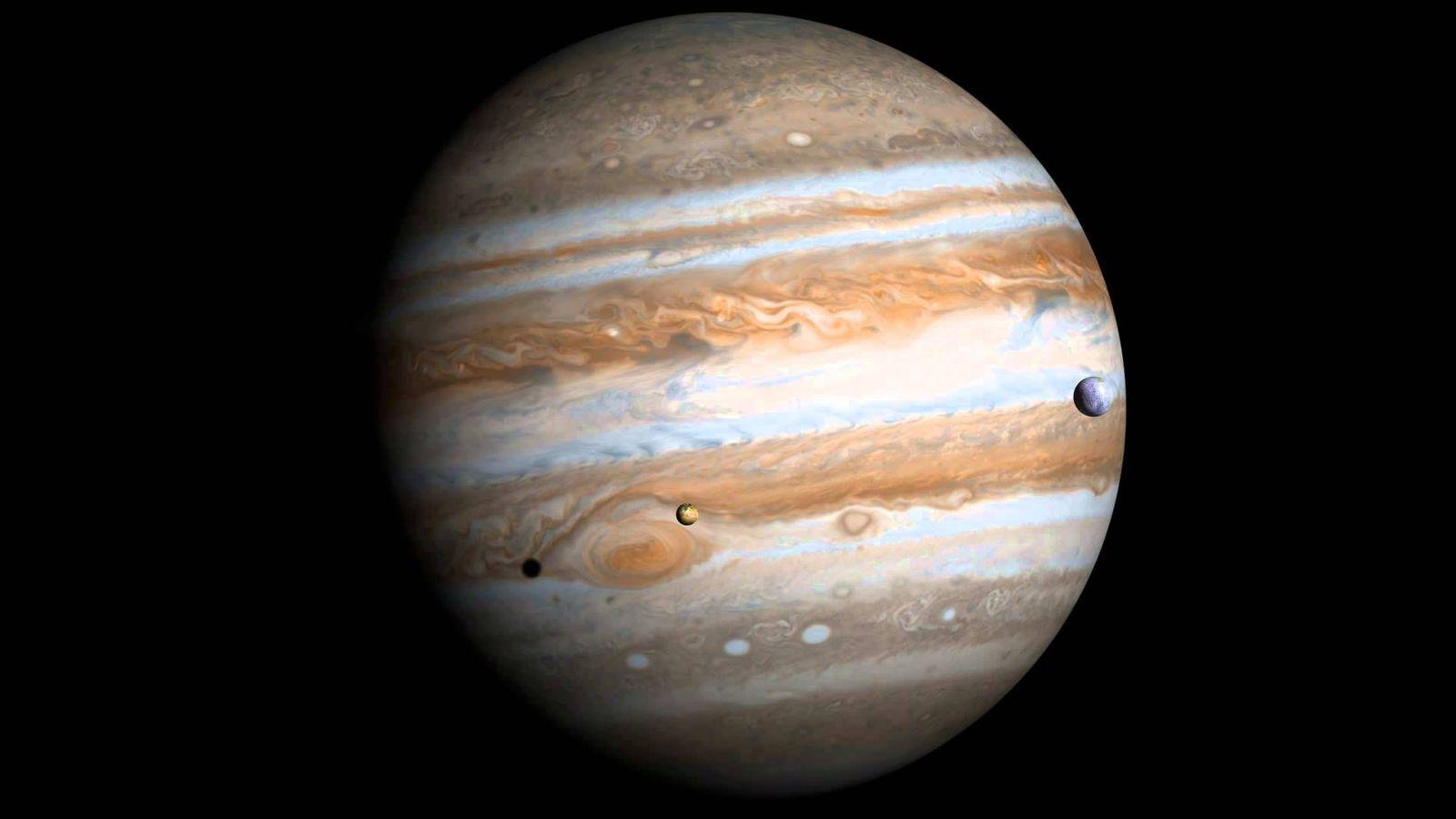 Возле Юпитера нашли необычный объект : Новости