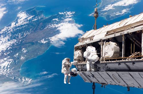 NASA к концу 2019 года  испытает трудности с отправкой астронавтов на МКС