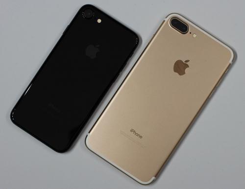Apple обяжут снизить цены на iPhone Xs и iPhone Xs Max в России