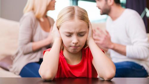 Ссорятся родители – болеет ребенок. Как скандалы в семье разрушают здоровье детей