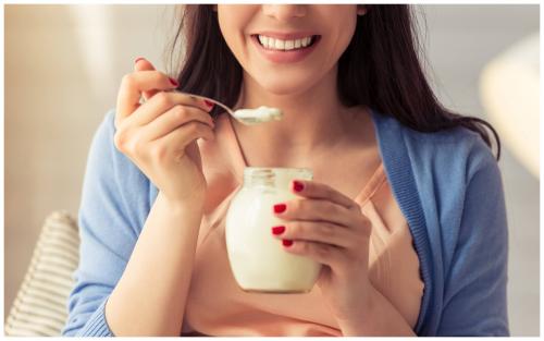 Спасёт от запора и ОРВИ: Как йогурт помогает организму справиться с заболеваниями