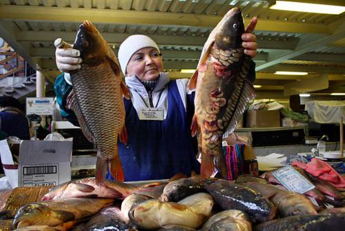 «Больше никогда не куплю рыбу на рынке!» Россиянин рассказал, как его обманывали всю жизнь